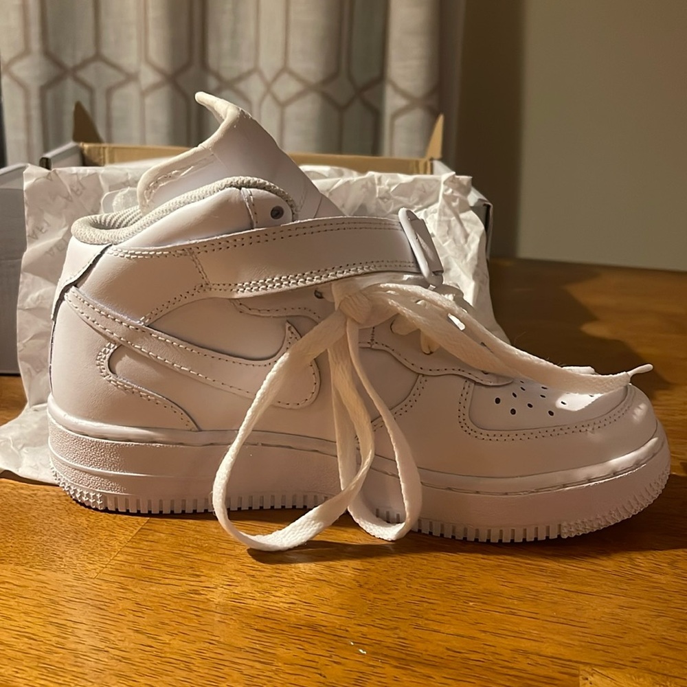 Nike Air Force One Mid